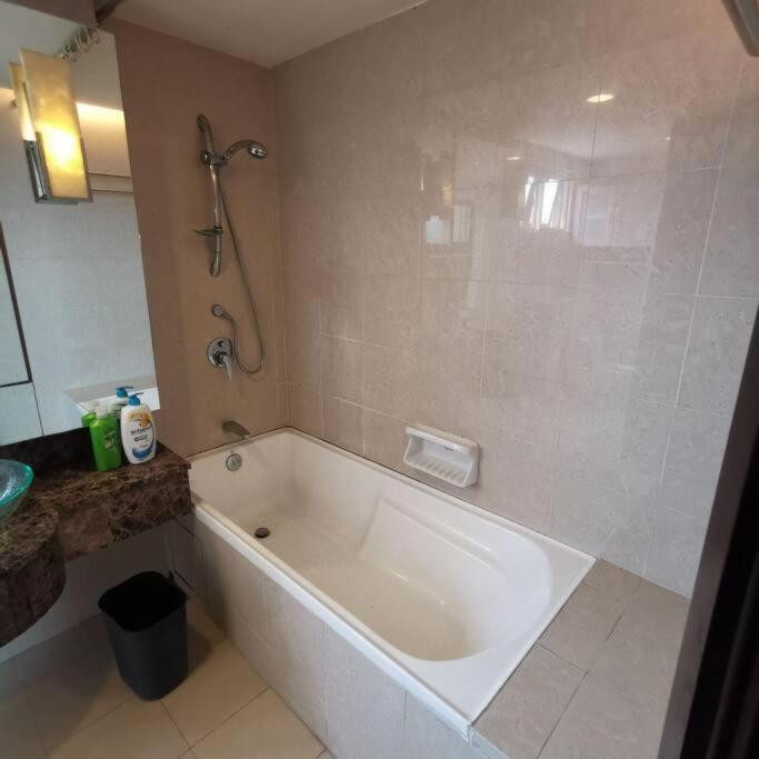 Sunway Lagoon Family Suites At Sunway Pyramid & Sunway Lagoon Kampong Penaga  Extérieur photo